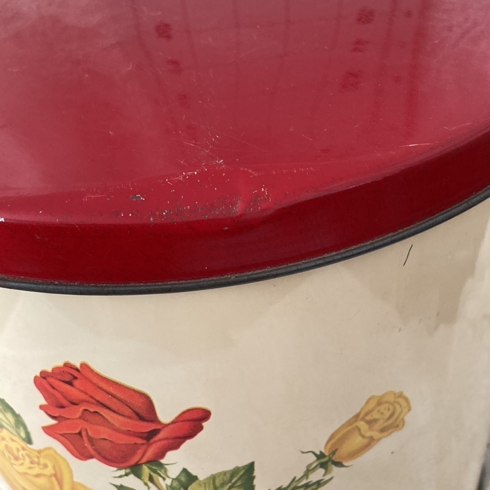 Vintage Canister Set 50’s Kitchen Canister Set of 4 Yellow and Red Rose. - Picture 15 of 16